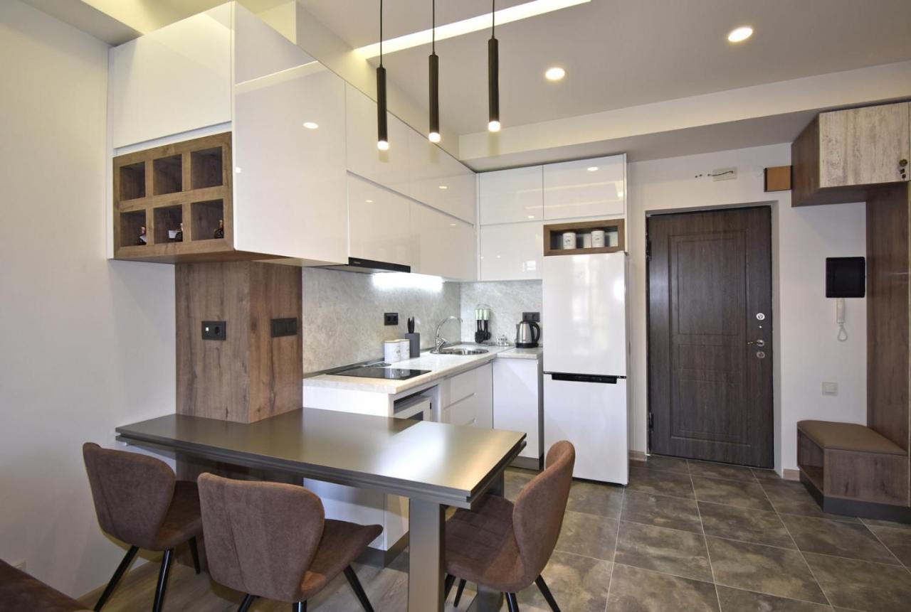 Home4You Apartments On Koghbatsi Єреван Екстер'єр фото